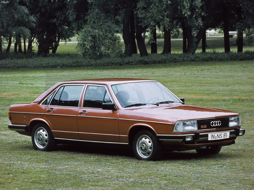 Audi 100 c2